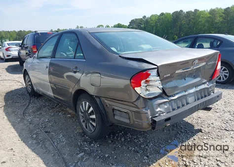 2004 Toyota Camry Le z USA, uszkodzony, nr VIN 4T1BE32K34U854498